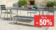 Divers meubles de jardin en promotion chez Jumbo, par exemple ensemble lounge Home and More Augusta 3 places, livraison incluse
