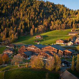 Hôtel 4 étoiles HUUS Gstaad Escapade dans l’Oberland bernois avec CHF 120.– de crédit au restaurant