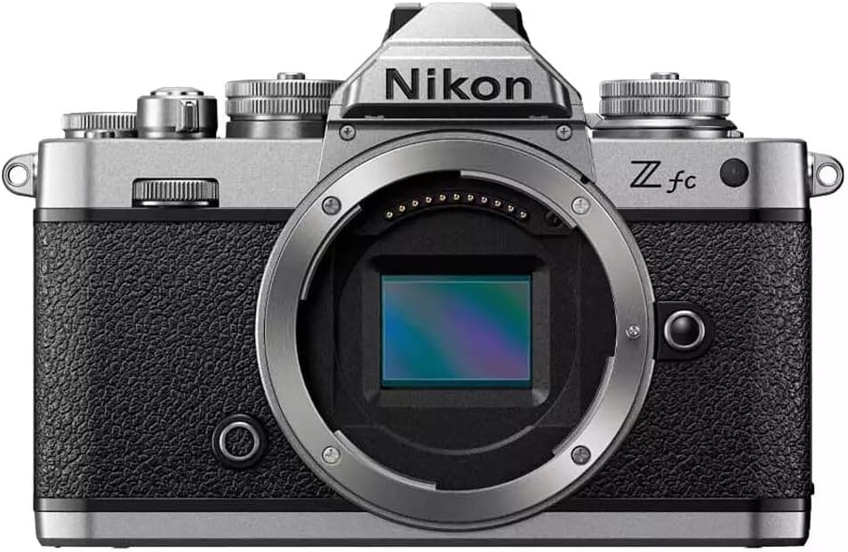Appareil photo hybride Nikon Z fc au format DX (20,9 MP, viseur OLED, autofocus hybride, vidéo 4K UHD)