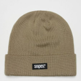Différents bonnets SNIPES Woven Label pour 7 CHF