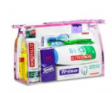 Manor : Sets de beauté en trousse de toilette pour 25 CHF en cas de retrait en magasin (femmes : 13 produits d’une valeur de 53.80 CHF / hommes : 10 produits d’une valeur de 39.05 CHF)