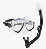 Divers kits de plongée avec tuba chez Ochsner Sport (pour enfants ou adultes) à partir de 19,90 francs, par exemple le modèle Speedo Adventure