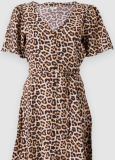 Robe courte JDYTROYA chez Lounge by Zalando, disponible dans les tailles XS à XL