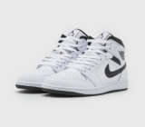Chaussure montante unisexe Jordan AIR JORDAN 1 MID chez Lounge by Zalando, disponible dans différentes tailles