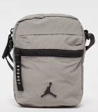 Jordan Airborne Cross Body en gris chez Snipes