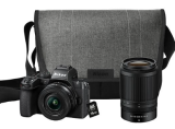NIKON Z50II Kit : Boîtier + 16–50 mm + 50–250 mm + Sac + Carte mémoire 16 Go chez MediaMarkt