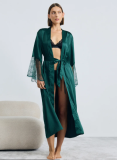 Divers produits Hunkemöller en vente chez Lounge by Zalando, par exemple Kimono-peignoir pour 33 francs