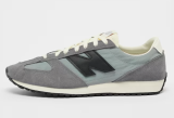 New Balance 471 disponibles en pointures 40 à 45 chez Snipes