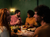 «Dîner criminel à Zurich» – Vivez suspense, énigmes et plaisir / 20% de réduction